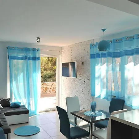 Holiday home House Josin San *