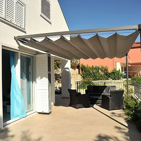 Holiday home House Josin San *
